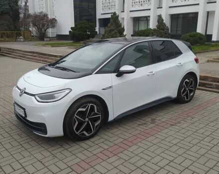 Белый Фольксваген ID.3, объемом двигателя 0 л и пробегом 68 тыс. км за 17400 $, фото 2 на Automoto.ua