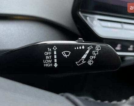 Белый Фольксваген ID.3, объемом двигателя 0 л и пробегом 127 тыс. км за 17499 $, фото 116 на Automoto.ua