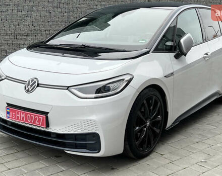 Белый Фольксваген ID.3, объемом двигателя 0 л и пробегом 127 тыс. км за 17499 $, фото 19 на Automoto.ua