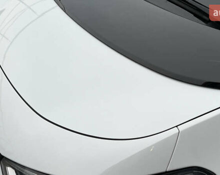 Белый Фольксваген ID.3, объемом двигателя 0 л и пробегом 127 тыс. км за 17499 $, фото 32 на Automoto.ua