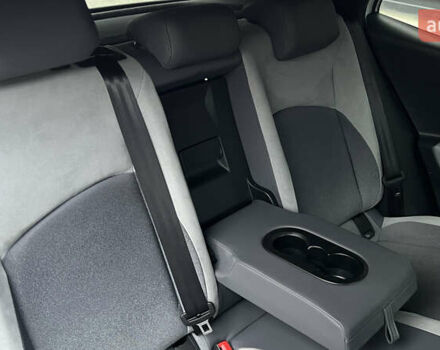 Белый Фольксваген ID.3, объемом двигателя 0 л и пробегом 127 тыс. км за 17499 $, фото 81 на Automoto.ua