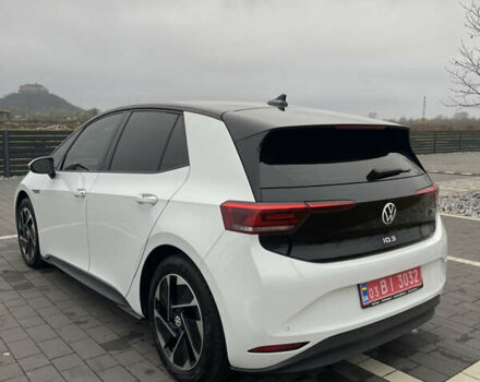 Белый Фольксваген ID.3, объемом двигателя 0 л и пробегом 98 тыс. км за 15899 $, фото 5 на Automoto.ua