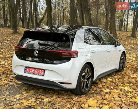 Белый Фольксваген ID.3, объемом двигателя 0 л и пробегом 164 тыс. км за 16500 $, фото 22 на Automoto.ua