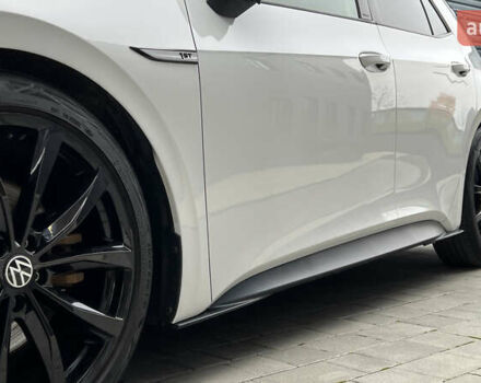 Белый Фольксваген ID.3, объемом двигателя 0 л и пробегом 127 тыс. км за 17499 $, фото 36 на Automoto.ua