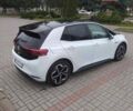 Белый Фольксваген ID.3, объемом двигателя 0 л и пробегом 68 тыс. км за 17400 $, фото 1 на Automoto.ua