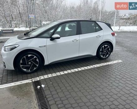 Белый Фольксваген ID.3, объемом двигателя 0 л и пробегом 86 тыс. км за 15499 $, фото 4 на Automoto.ua
