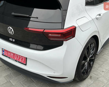 Белый Фольксваген ID.3, объемом двигателя 0 л и пробегом 127 тыс. км за 17499 $, фото 52 на Automoto.ua