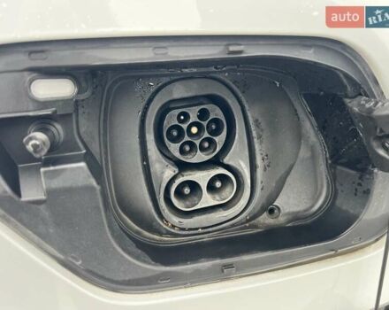 Белый Фольксваген ID.3, объемом двигателя 0 л и пробегом 86 тыс. км за 15499 $, фото 8 на Automoto.ua