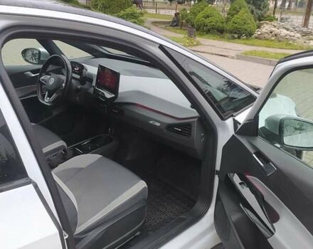 Белый Фольксваген ID.3, объемом двигателя 0 л и пробегом 68 тыс. км за 17400 $, фото 5 на Automoto.ua