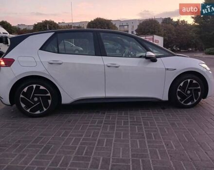 Белый Фольксваген ID.3, объемом двигателя 0 л и пробегом 44 тыс. км за 17800 $, фото 6 на Automoto.ua
