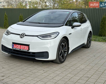 Белый Фольксваген ID.3, объемом двигателя 0 л и пробегом 164 тыс. км за 16500 $, фото 2 на Automoto.ua