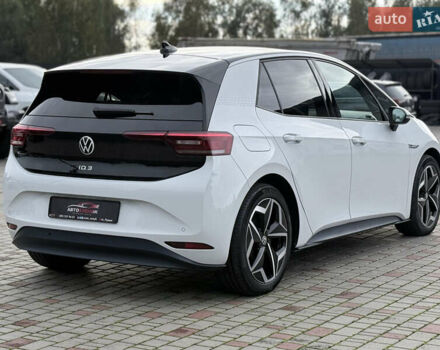Фольксваген ID.3 2020 в Луцке на Automoto.ua Белый Фольксваген ID.3, объемом двигателя 0 л и пробегом 148 тыс. км за 17500 $, фото 7 на Automoto.ua
