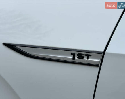 Білий Фольксваген ID.3, об'ємом двигуна 0 л та пробігом 118 тис. км за 17590 $, фото 4 на Automoto.ua