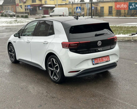 Белый Фольксваген ID.3, объемом двигателя 0 л и пробегом 109 тыс. км за 16999 $, фото 7 на Automoto.ua