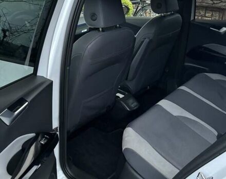 Білий Фольксваген ID.3, об'ємом двигуна 0 л та пробігом 200 тис. км за 13999 $, фото 15 на Automoto.ua