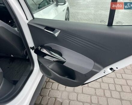 Белый Фольксваген ID.3, объемом двигателя 0 л и пробегом 86 тыс. км за 15499 $, фото 31 на Automoto.ua