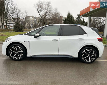Білий Фольксваген ID.3, об'ємом двигуна 0 л та пробігом 85 тис. км за 17999 $, фото 4 на Automoto.ua