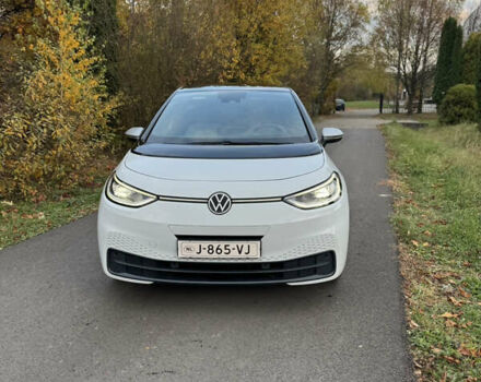 Фольксваген ID.3 2020 в Ивано-Франковске на Automoto.ua Белый Фольксваген ID.3, объемом двигателя 0 л и пробегом 165 тыс. км за 16800 $, фото 1 на Automoto.ua