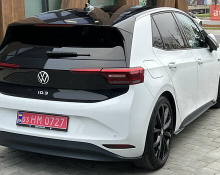Белый Фольксваген ID.3, объемом двигателя 0 л и пробегом 127 тыс. км за 17499 $, фото 5 на Automoto.ua