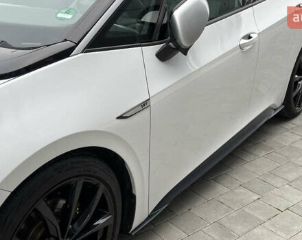 Белый Фольксваген ID.3, объемом двигателя 0 л и пробегом 127 тыс. км за 17499 $, фото 35 на Automoto.ua