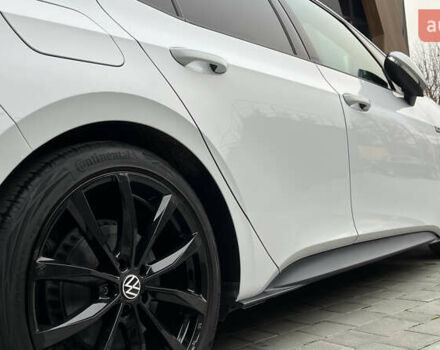 Белый Фольксваген ID.3, объемом двигателя 0 л и пробегом 127 тыс. км за 17499 $, фото 44 на Automoto.ua