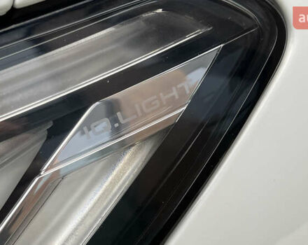 Белый Фольксваген ID.3, объемом двигателя 0 л и пробегом 127 тыс. км за 17499 $, фото 27 на Automoto.ua