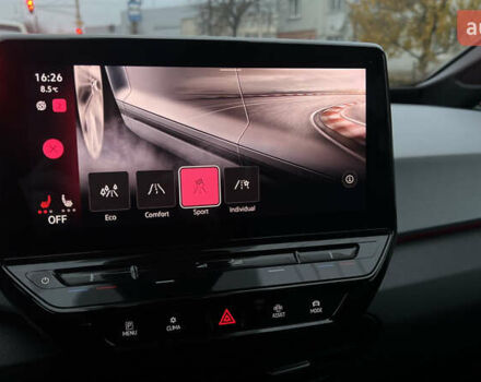 Белый Фольксваген ID.3, объемом двигателя 0 л и пробегом 127 тыс. км за 17499 $, фото 159 на Automoto.ua