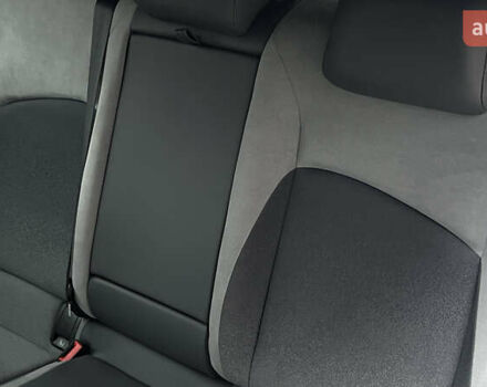 Белый Фольксваген ID.3, объемом двигателя 0 л и пробегом 127 тыс. км за 17499 $, фото 74 на Automoto.ua