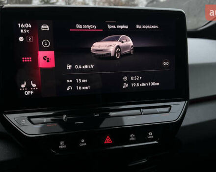 Белый Фольксваген ID.3, объемом двигателя 0 л и пробегом 127 тыс. км за 17499 $, фото 152 на Automoto.ua