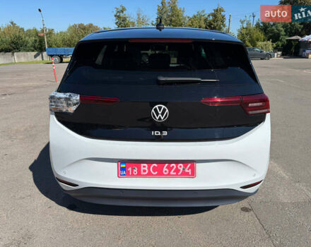 Белый Фольксваген ID.3, объемом двигателя 0 л и пробегом 201 тыс. км за 13400 $, фото 1 на Automoto.ua