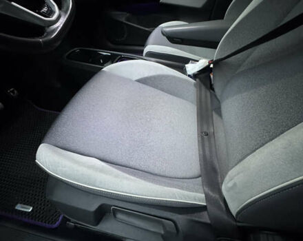 Белый Фольксваген ID.3, объемом двигателя 0 л и пробегом 60 тыс. км за 16300 $, фото 6 на Automoto.ua