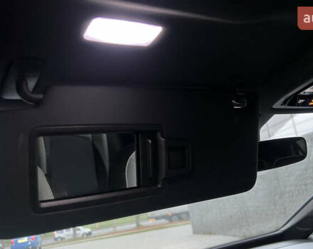 Белый Фольксваген ID.3, объемом двигателя 0 л и пробегом 127 тыс. км за 17499 $, фото 164 на Automoto.ua