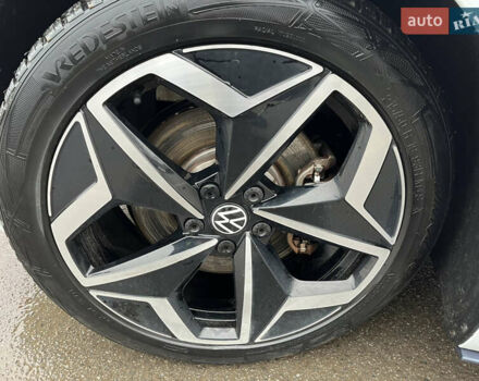 Білий Фольксваген ID.3, об'ємом двигуна 0 л та пробігом 85 тис. км за 17999 $, фото 13 на Automoto.ua