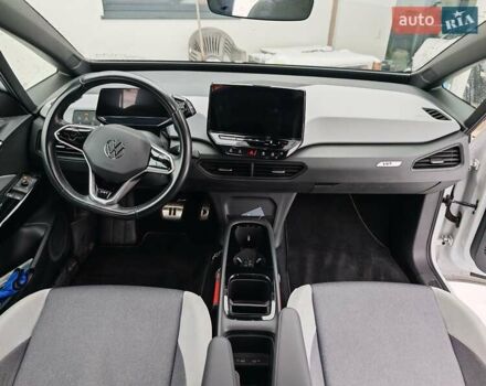 Белый Фольксваген ID.3, объемом двигателя 0 л и пробегом 162 тыс. км за 15400 $, фото 20 на Automoto.ua