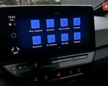 Белый Фольксваген ID.3, объемом двигателя 0 л и пробегом 127 тыс. км за 17499 $, фото 141 на Automoto.ua