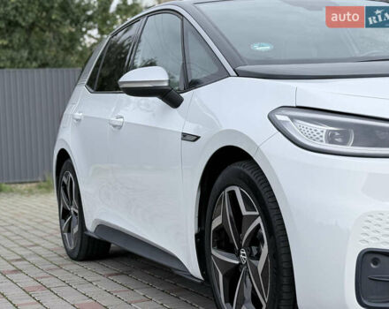 Фольксваген ID.3 2020 в Луцке на Automoto.ua Белый Фольксваген ID.3, объемом двигателя 0 л и пробегом 148 тыс. км за 17500 $, фото 4 на Automoto.ua