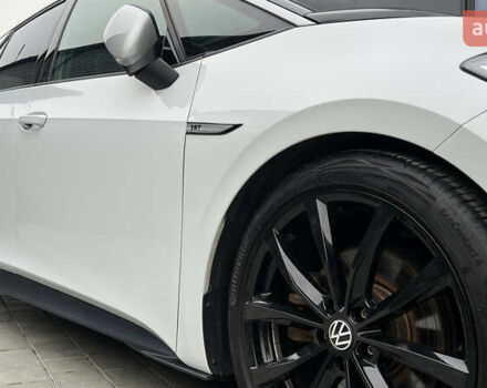 Белый Фольксваген ID.3, объемом двигателя 0 л и пробегом 127 тыс. км за 17499 $, фото 43 на Automoto.ua