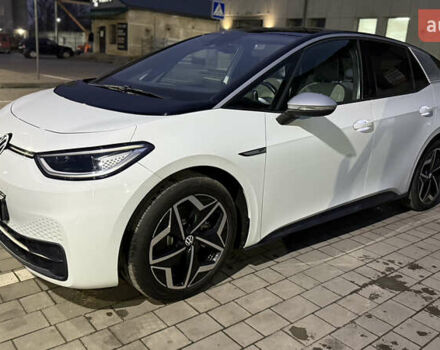 Белый Фольксваген ID.3, объемом двигателя 0 л и пробегом 63 тыс. км за 17900 $, фото 5 на Automoto.ua