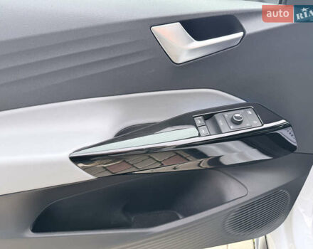 Фольксваген ID.3 2020 в Луцке на Automoto.ua Белый Фольксваген ID.3, объемом двигателя 0 л и пробегом 148 тыс. км за 17500 $, фото 19 на Automoto.ua