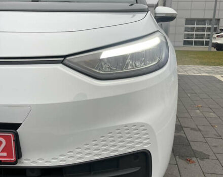 Белый Фольксваген ID.3, объемом двигателя 0 л и пробегом 98 тыс. км за 15899 $, фото 16 на Automoto.ua