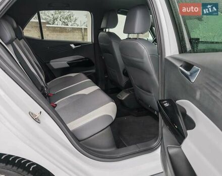 Белый Фольксваген ID.3, объемом двигателя 0 л и пробегом 162 тыс. км за 15400 $, фото 29 на Automoto.ua