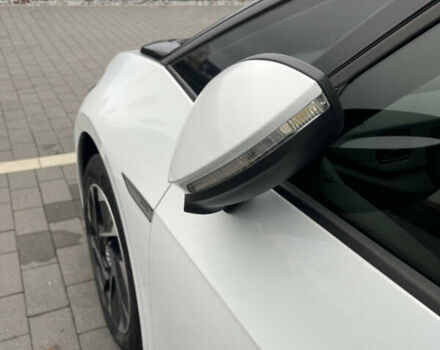 Белый Фольксваген ID.3, объемом двигателя 0 л и пробегом 98 тыс. км за 15899 $, фото 17 на Automoto.ua