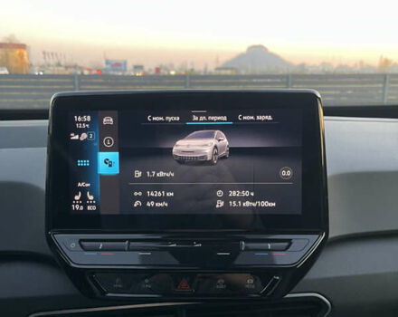 Белый Фольксваген ID.3, объемом двигателя 0 л и пробегом 98 тыс. км за 15899 $, фото 30 на Automoto.ua