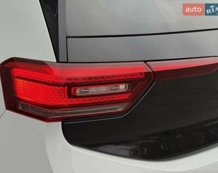 Белый Фольксваген ID.3, объемом двигателя 0 л и пробегом 170 тыс. км за 15900 $, фото 2 на Automoto.ua