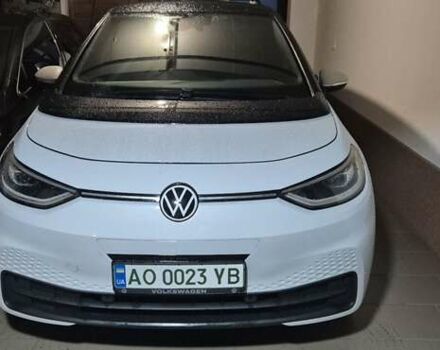 Белый Фольксваген ID.3, объемом двигателя 0 л и пробегом 124 тыс. км за 18000 $, фото 1 на Automoto.ua