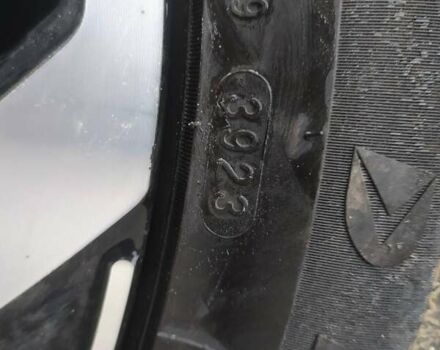 Белый Фольксваген ID.3, объемом двигателя 0 л и пробегом 68 тыс. км за 17400 $, фото 16 на Automoto.ua