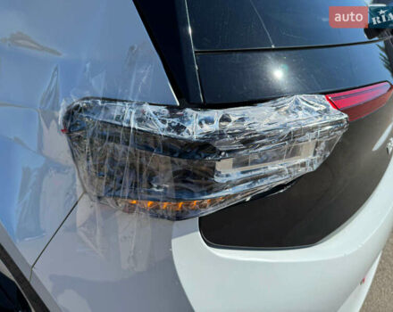 Белый Фольксваген ID.3, объемом двигателя 0 л и пробегом 201 тыс. км за 13400 $, фото 9 на Automoto.ua