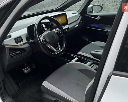 Белый Фольксваген ID.3, объемом двигателя 0 л и пробегом 127 тыс. км за 17499 $, фото 103 на Automoto.ua