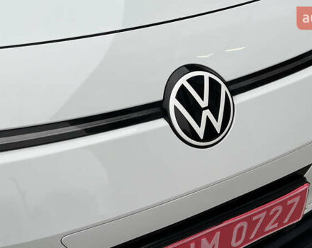 Белый Фольксваген ID.3, объемом двигателя 0 л и пробегом 127 тыс. км за 17499 $, фото 28 на Automoto.ua