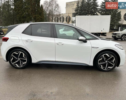 Білий Фольксваген ID.3, об'ємом двигуна 0 л та пробігом 85 тис. км за 17999 $, фото 3 на Automoto.ua